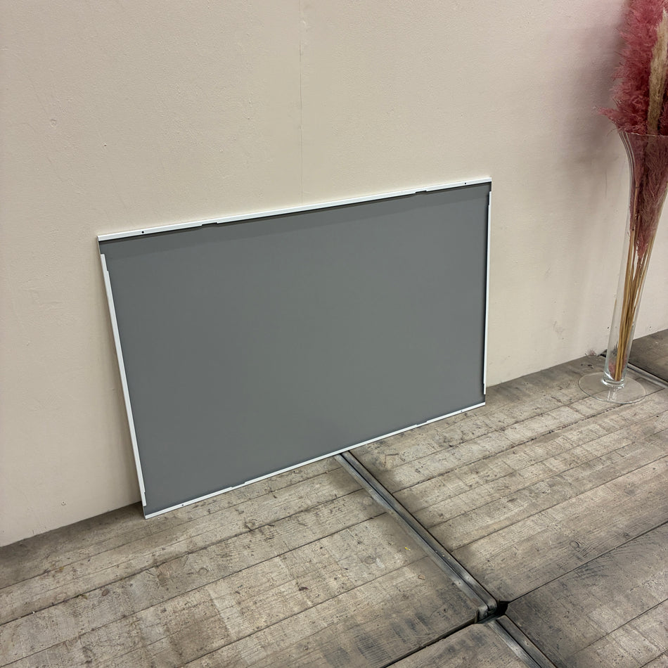 Schreibtafel 115x75 Magnettafel weiß Magnetisch Bürobedarf Whiteboard Gebraucht