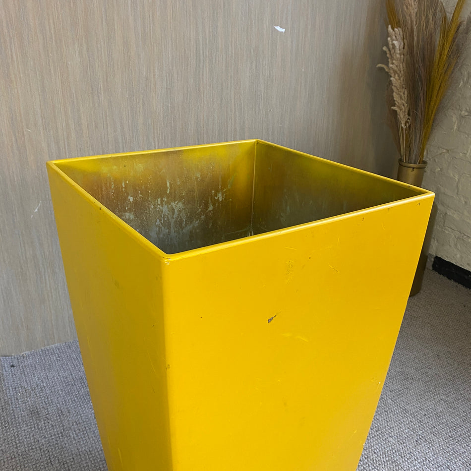 Blumenkübel gebraucht gelb Kunststoff 75cm