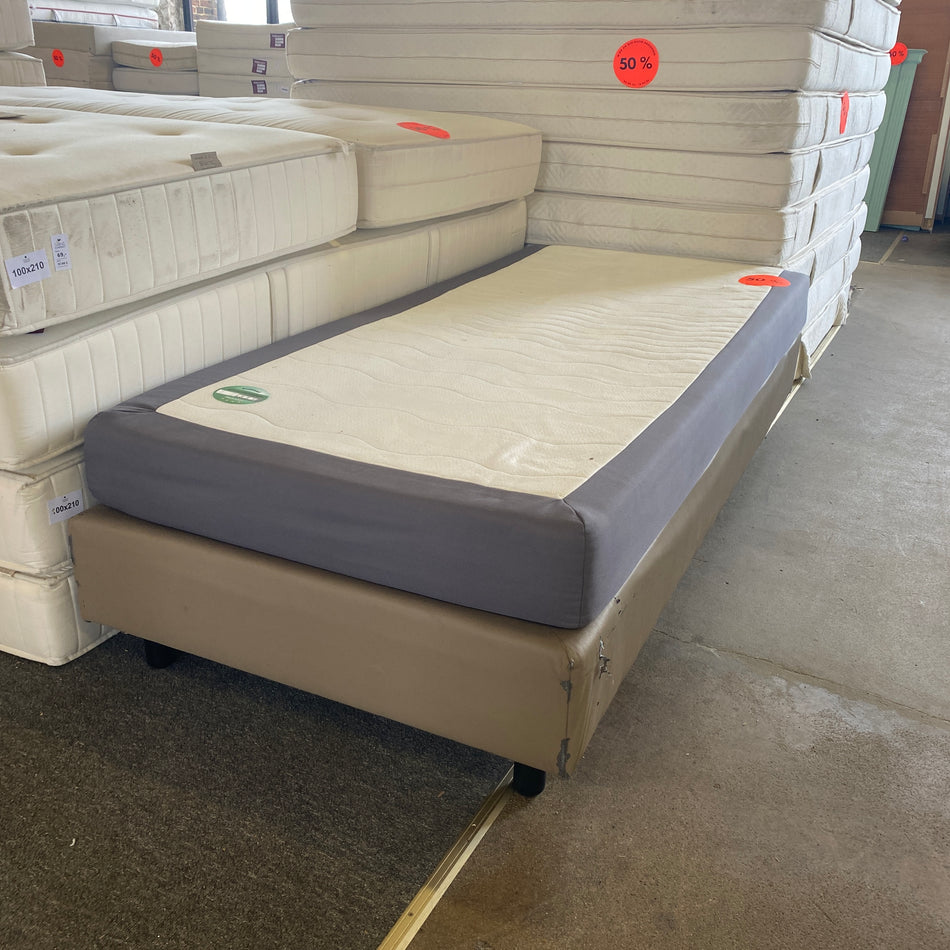 Boxspringbett braun 90x200 mit Matratze - Bett gebraucht Einzelbett