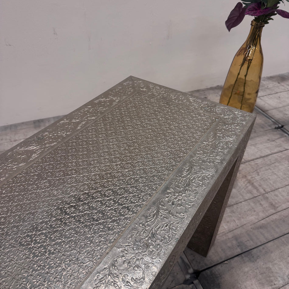 Exklusiver Design Beistelltisch Ziselierung Metallbeschlag Holz Tisch Vintage Gebraucht