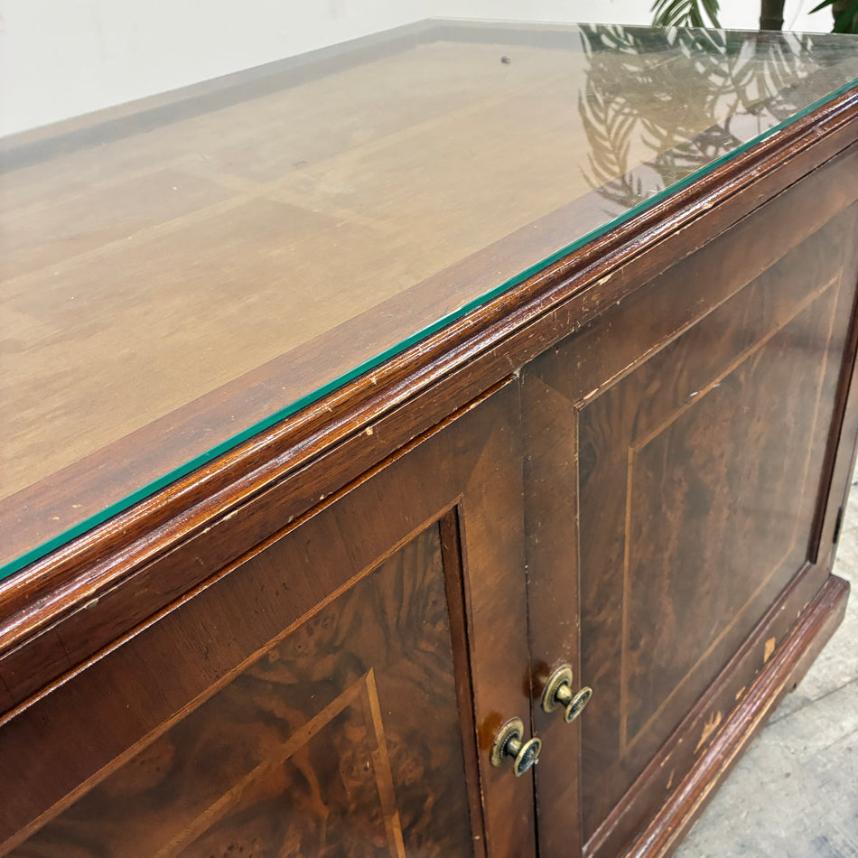 Sideboard mit integrierter Minibar Holz Klassisch Kommode Gebraucht