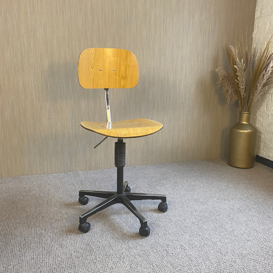Vintage Schulstuhl Bürodrehstuhl gebraucht Multiplex Holz Eiche Stuhl