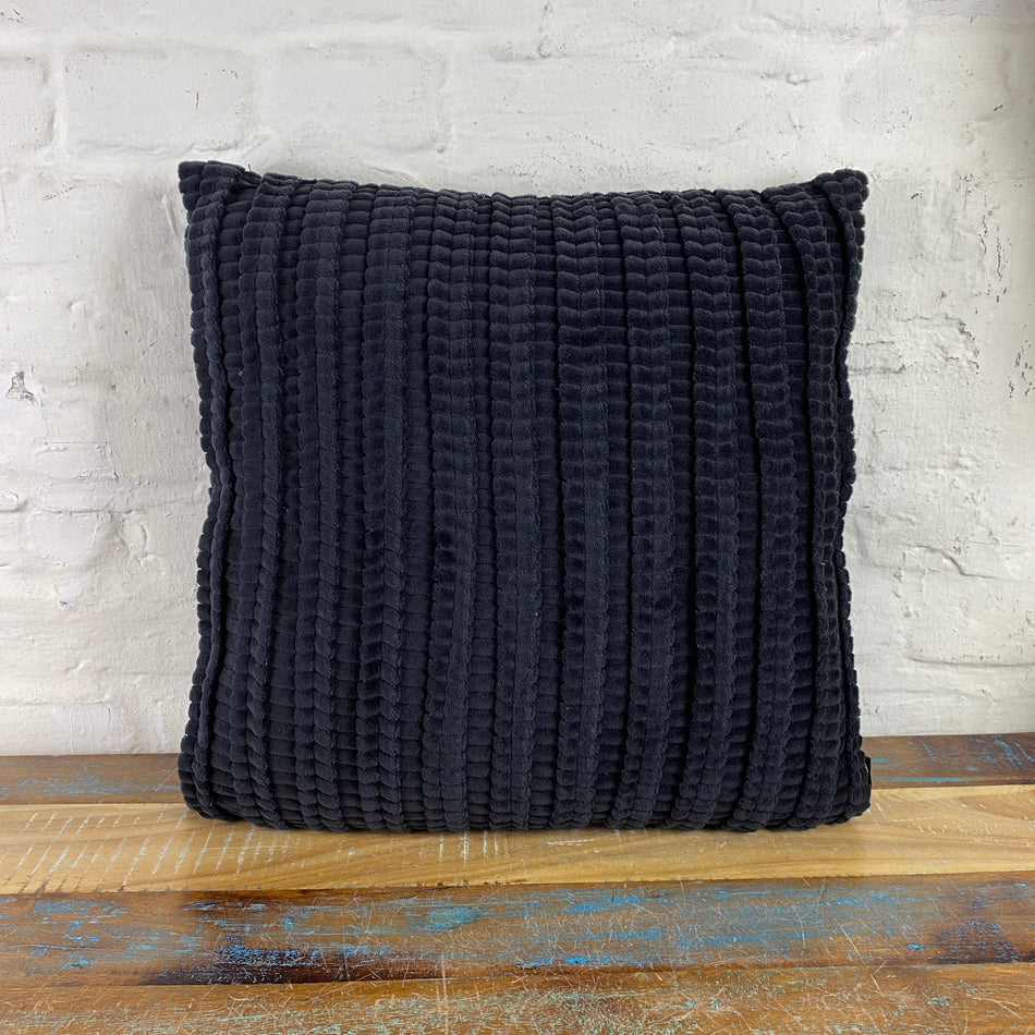 Unique Living Dolf Kissen schwarz Neuware Dekokissen 45x45