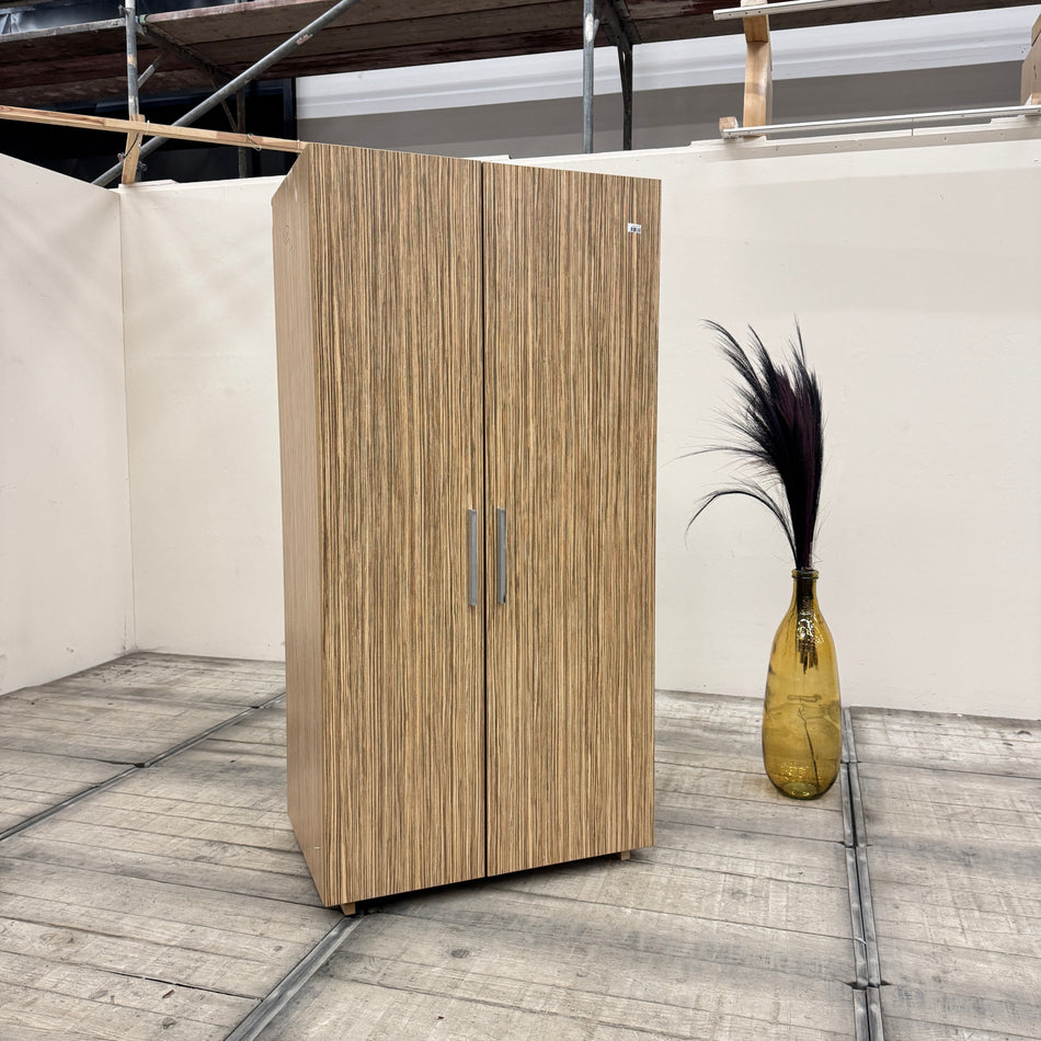 Kleiderschrank Holz L 2-türig Garderobenschrank HolzdekorSchrank Gebraucht