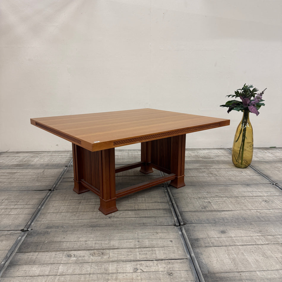 Cassina Husser Esstisch Braun Massivholz Frank Lloyd Wright Tisch Gebraucht