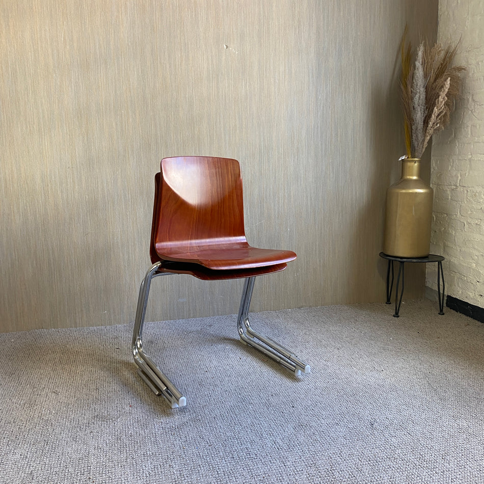 Thur Op Seat Stapelstuhl gebraucht braun Holz Stuhl