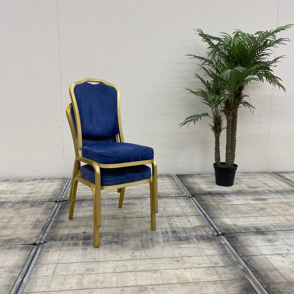 Burgess Bankettstuhl Blau Gold Stapelstuhl Stuhl gebraucht