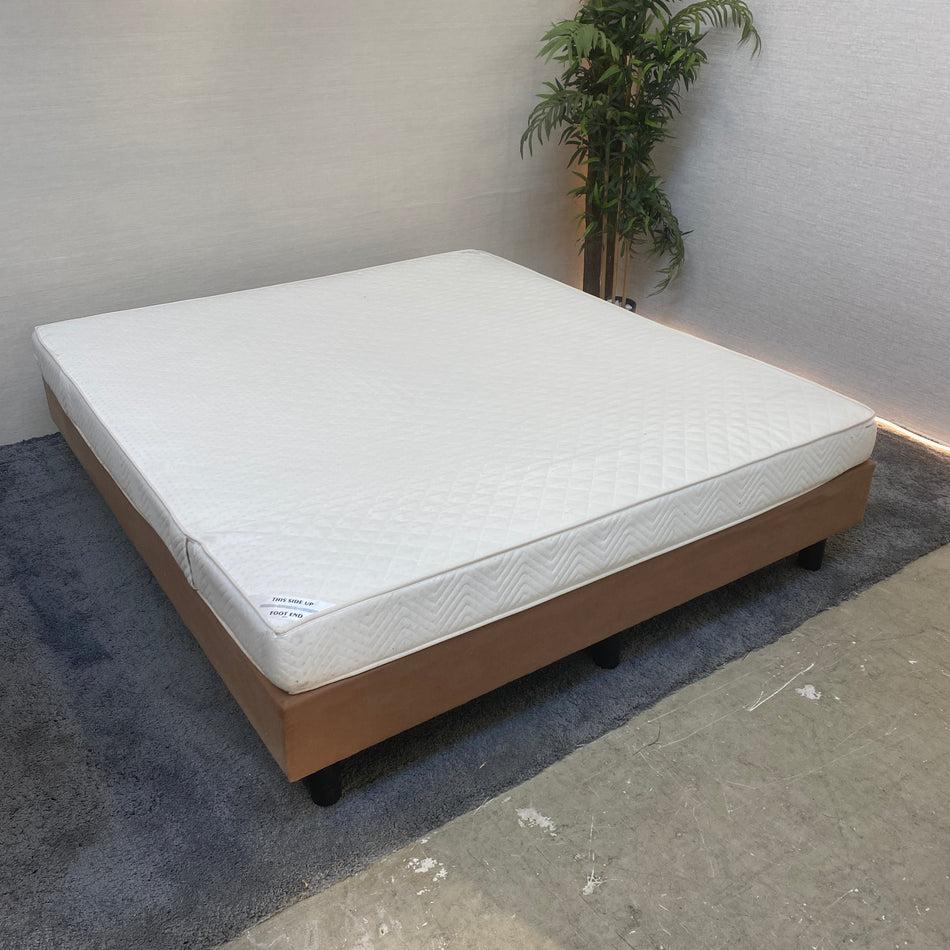 Boxspringbett 180x200 braun inkl Matratze - Bett gebraucht