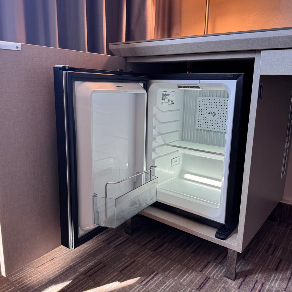 Dometic HiPro A30S2 Minibar Hotelkühlschrank gebraucht