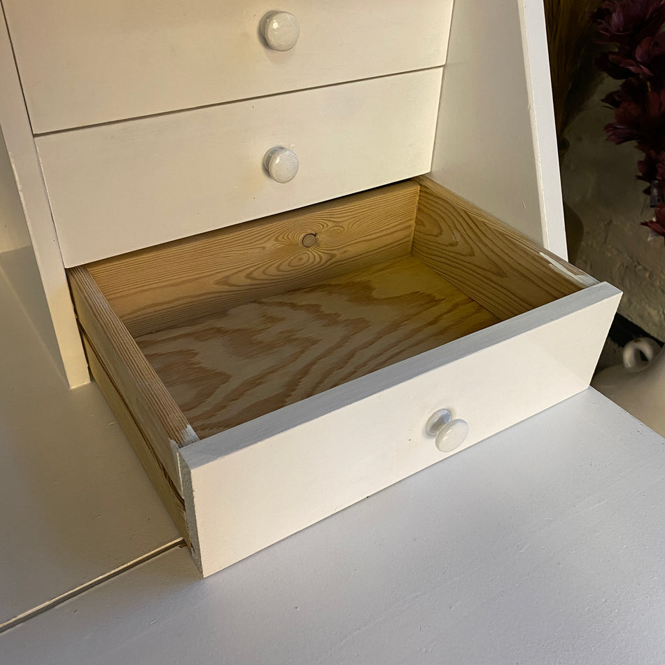 Weißer Landhaus Sekretär mit Klappe & Stauraum – charmante Schreibtisch Kommode – gebraucht