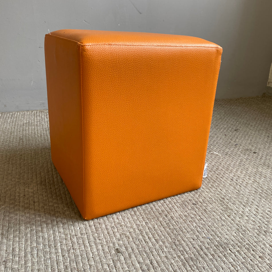 Kaikoon Sitzhocker gebraucht orange Hocker eckig