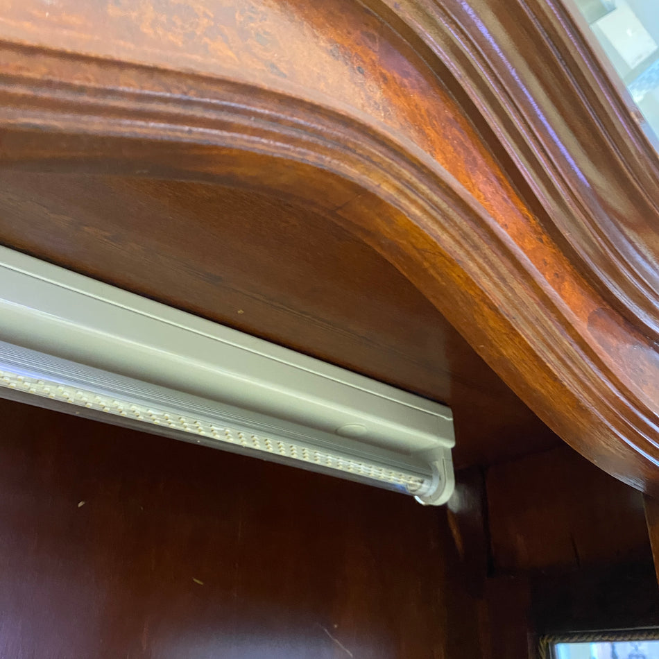 Antiker Vitrinenschrank im Barockstil mit Glasfront – dekorativer Wohnzimmerschrank – Schrank gebraucht