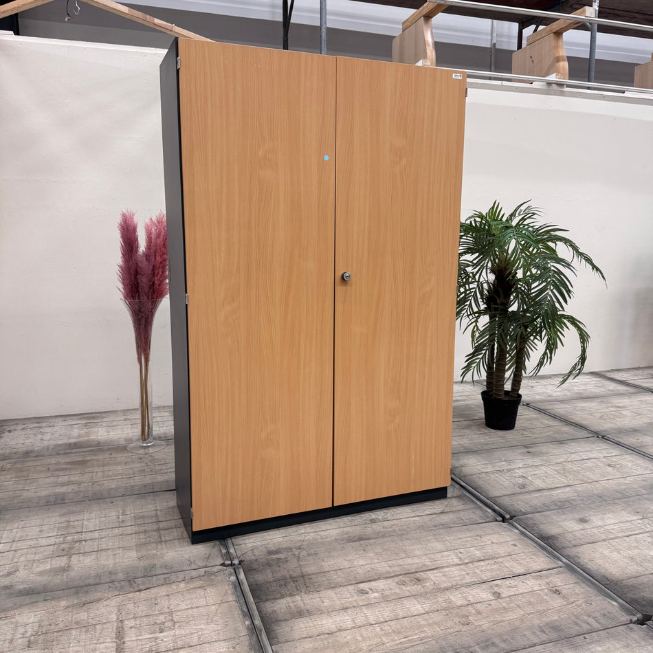 Büroschrank Aktenschrank Holz Braun Schwarz Lagerschrank Schrank Gebraucht