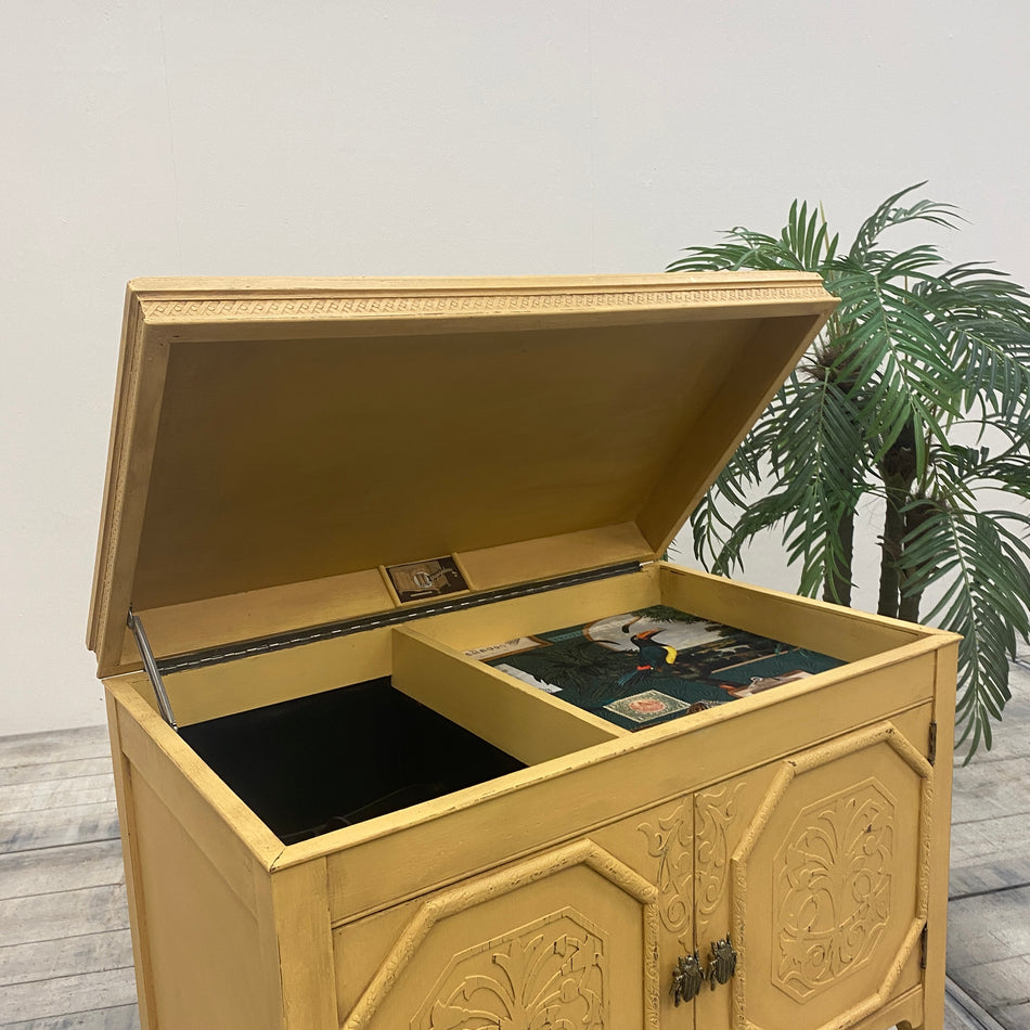 Thomas Klotz Alter Musikschrank „ Golden Palm“ Kommode Upcycled
