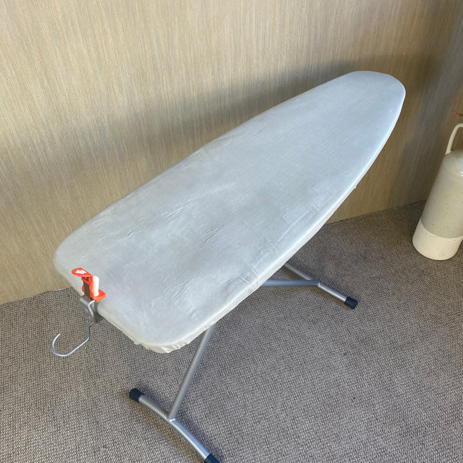 Bentley Bügelbrett gebraucht grau