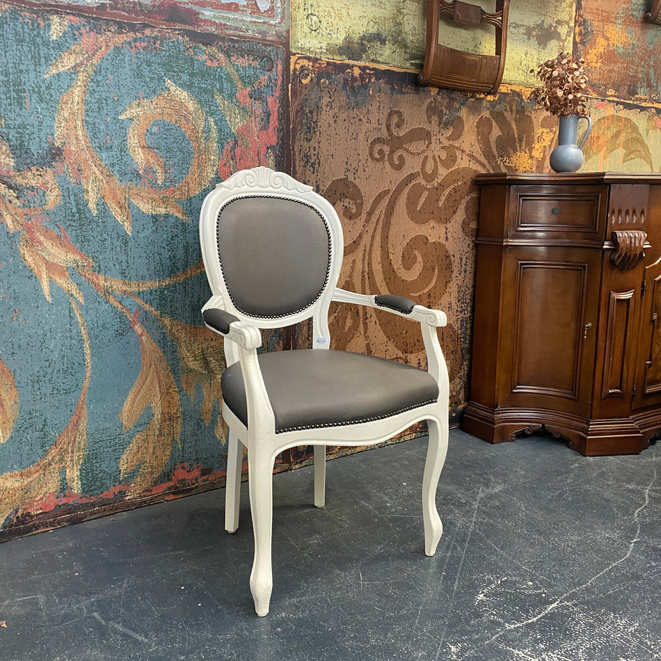 Eleganter Barock Sessel in Weiß & Grau| Vintage Polstersessel im Louis-XV-Stil | gebraucht