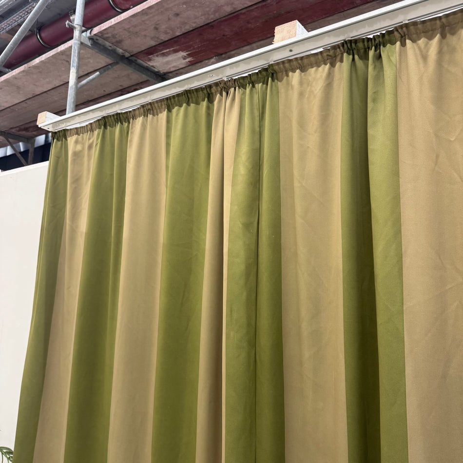 Gardine olivgrün Gestreift 200x240 Verdunkler Vorhang Gebraucht