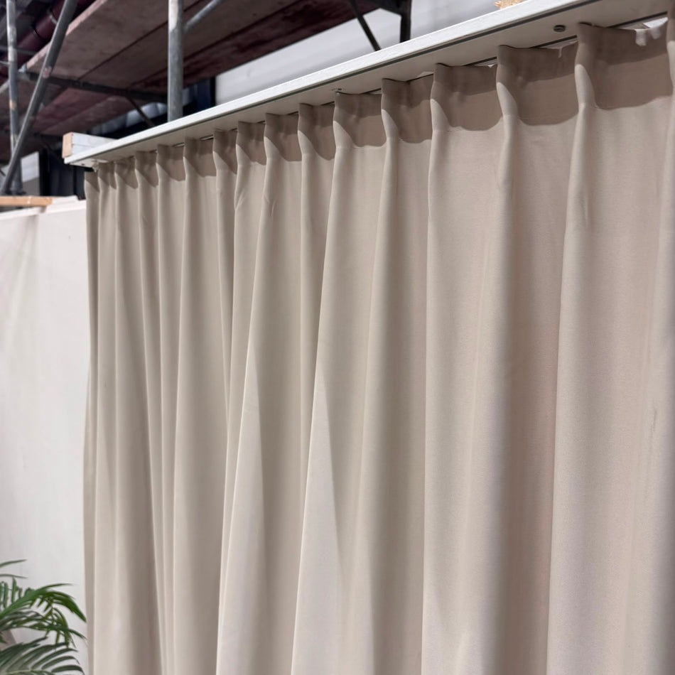 Gardine Beige Satin 150x255 Verdunkler Vorhang Gebraucht