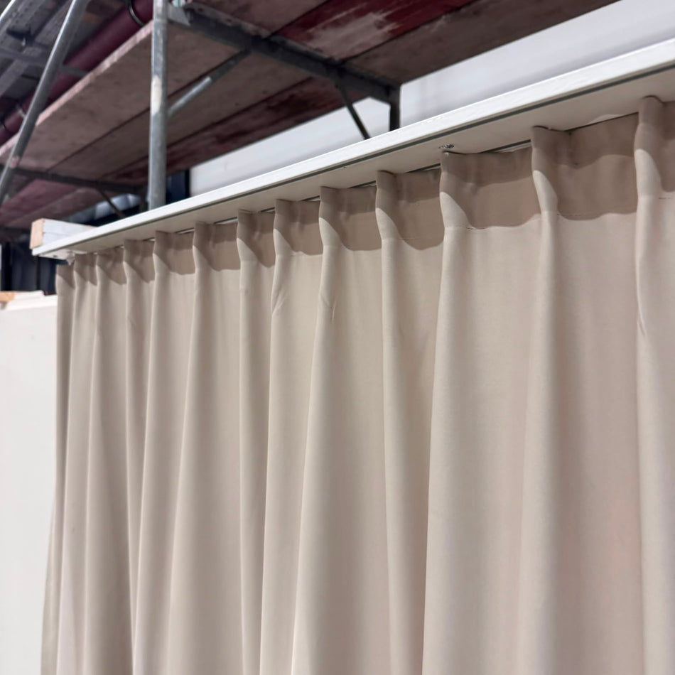 Gardine Beige Satin 185x250 Verdunkler Vorhang Gebraucht