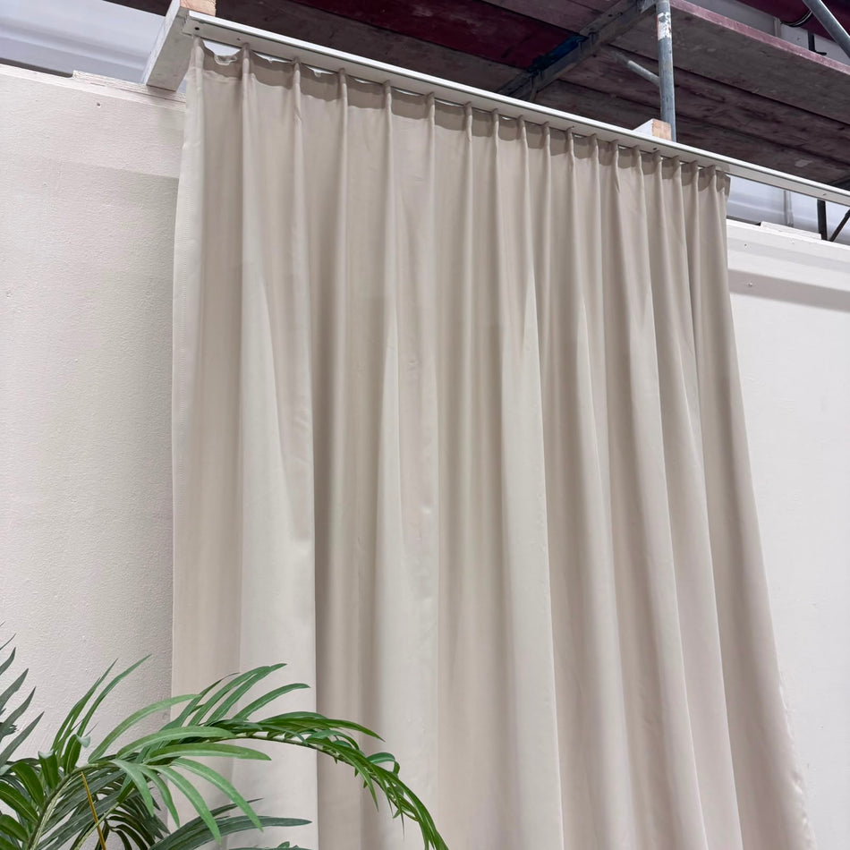 Gardine Beige Satin 150x255 Verdunkler Vorhang Gebraucht
