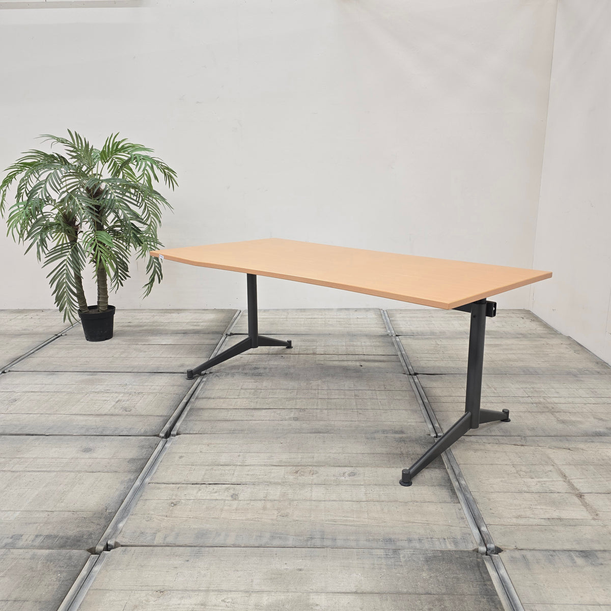 Schreibtisch Bürotisch R Holztisch Hell Metallgestell Schwarz Tisch Ge
