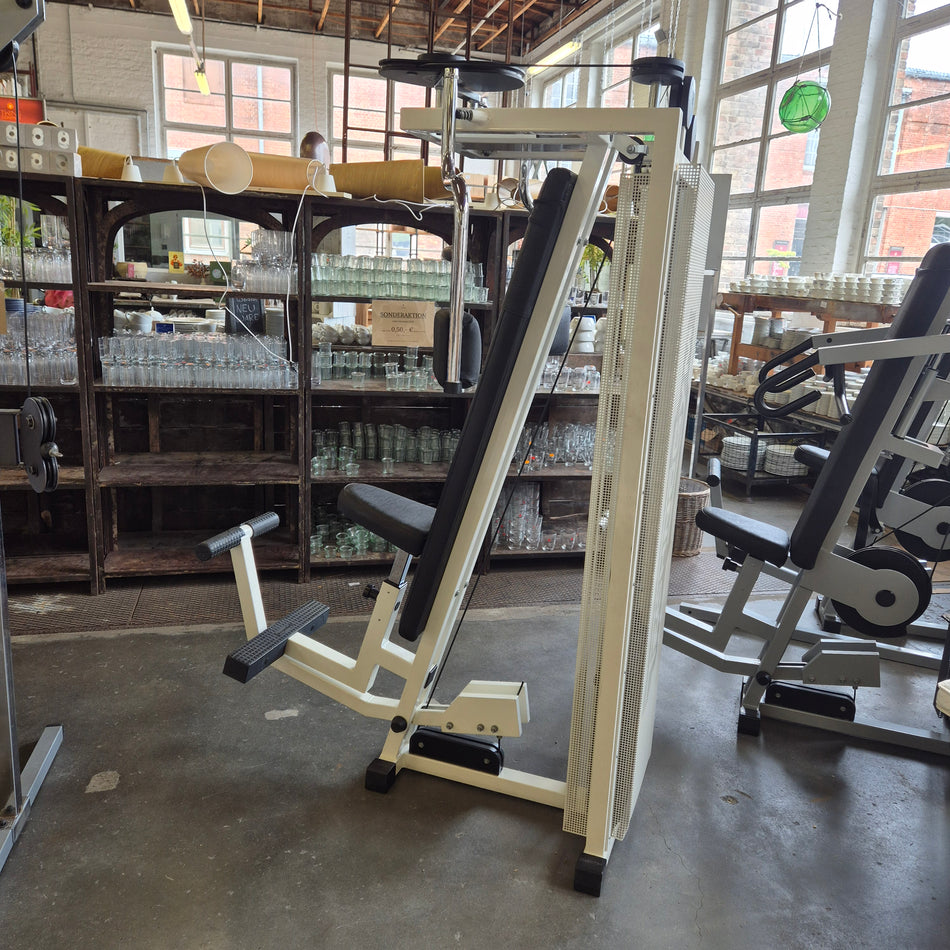 Butterfly Sportgerät Technogym Super Executive Line Fitness