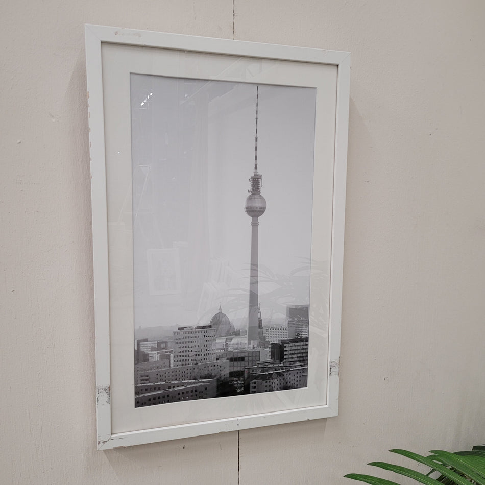 Wandbild Skyline Fernsehturm Berlin Schwarz-Weiß gerahmtes Foto Deko Gebraucht
