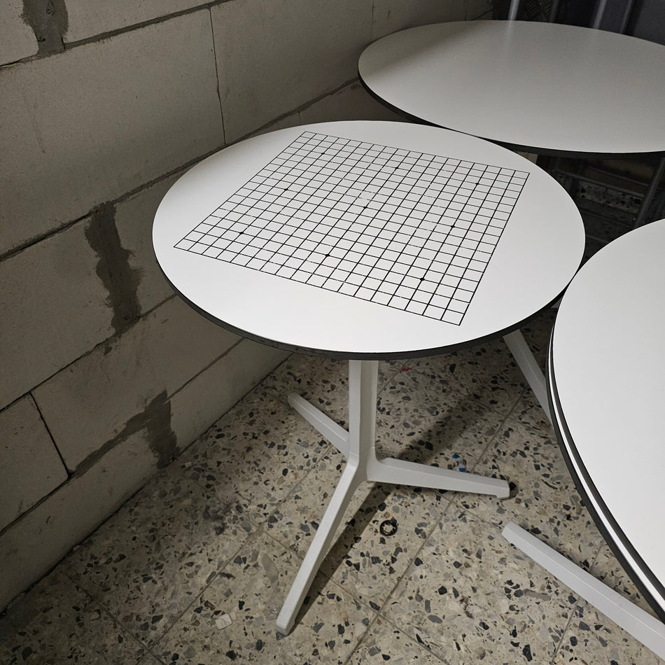 Outdoor Bistrotisch Pedrali  rund Tisch mit Motiv aus Designhotel