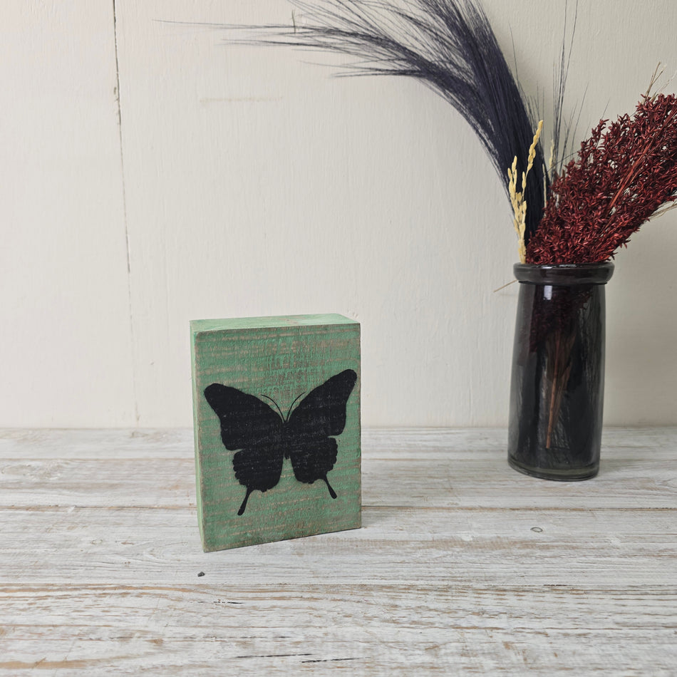 Schmetterling Deko Holzblock Grün Holz Dekoration