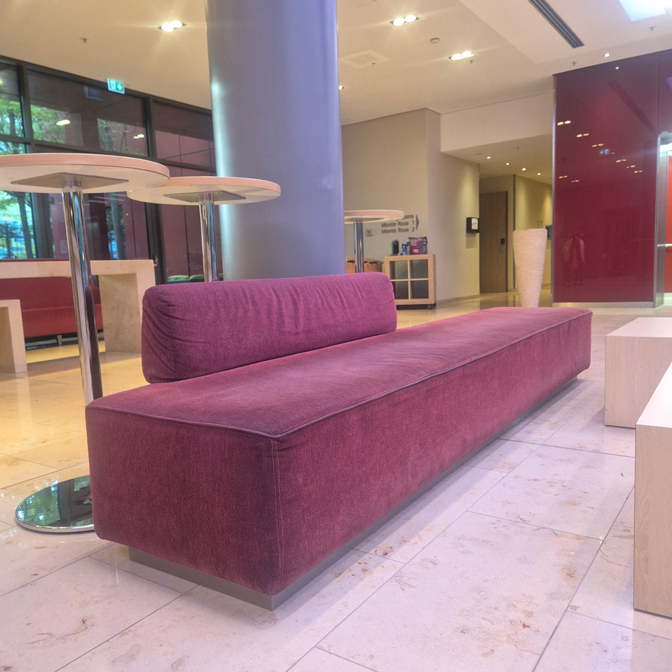 Sitzbank lila Lobby links