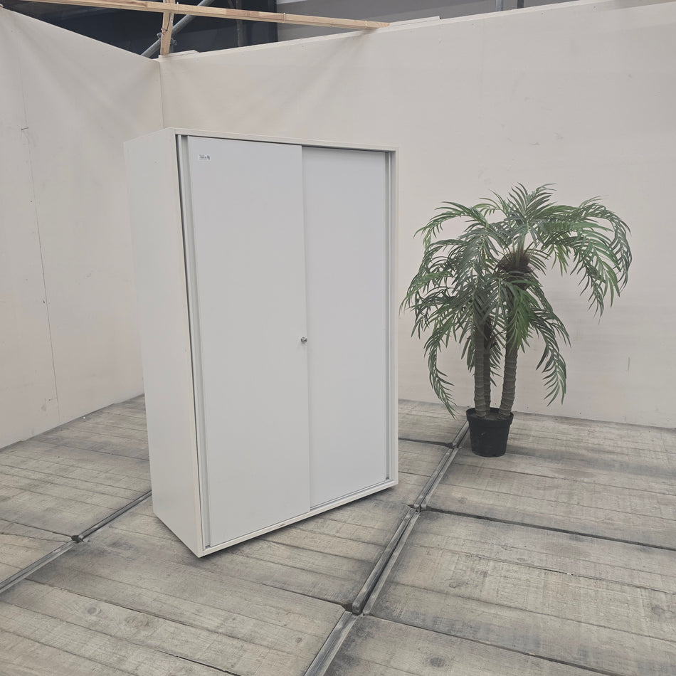 Highboard 100x155cm Schiebetürschrank Aktenschrank Weiß Holz Schrank Gebraucht