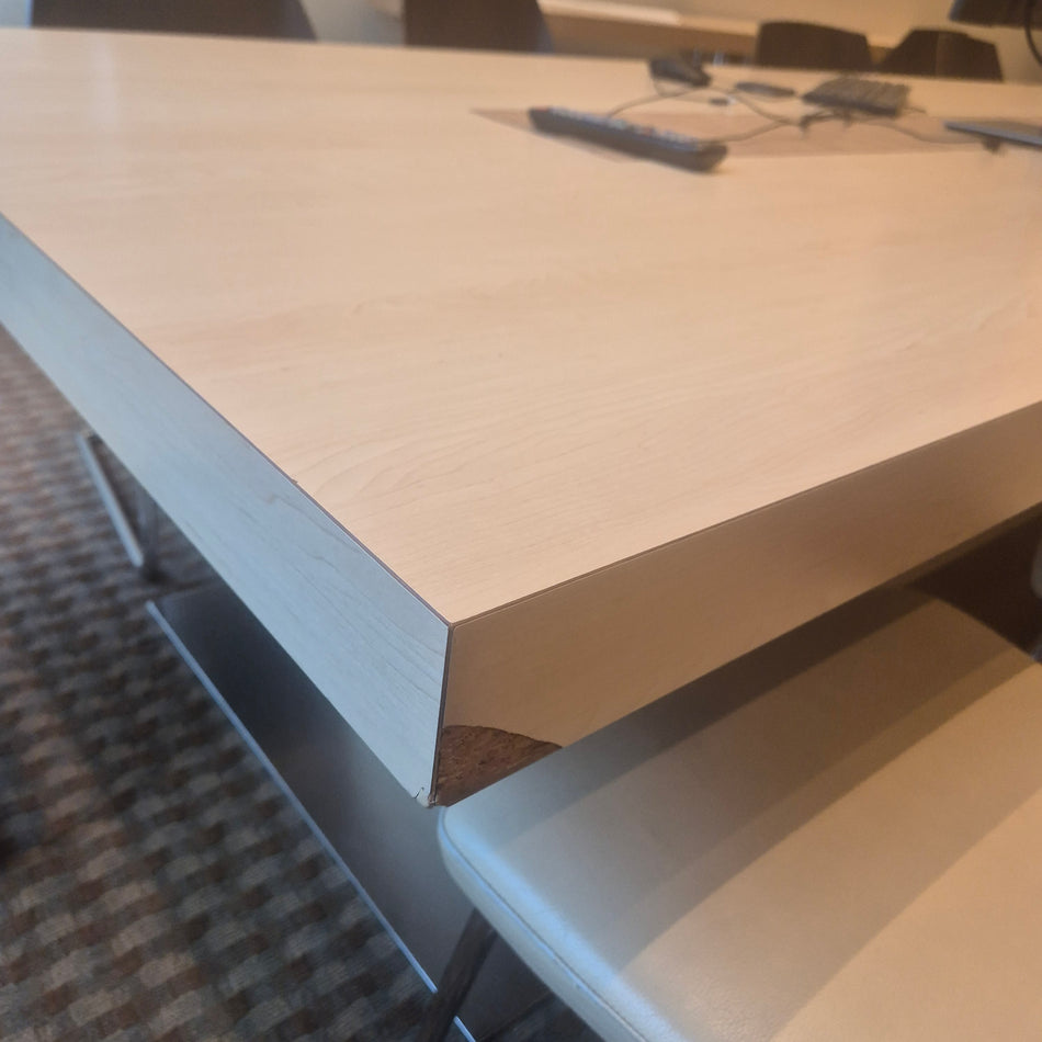 Konferenztisch selbstabbau 420