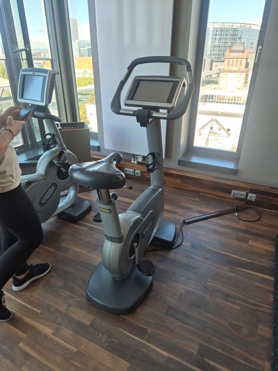 TechnoGym Ergometer Fitnessbike BIKE EXC 700I TV