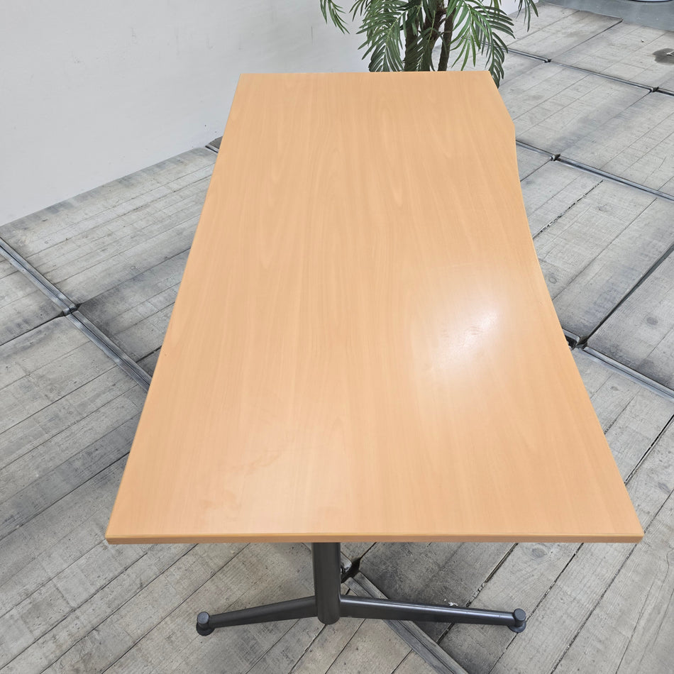 Schreibtisch Bürotisch L Holztisch Hell Metallgestell Schwarz Tisch Gebraucht