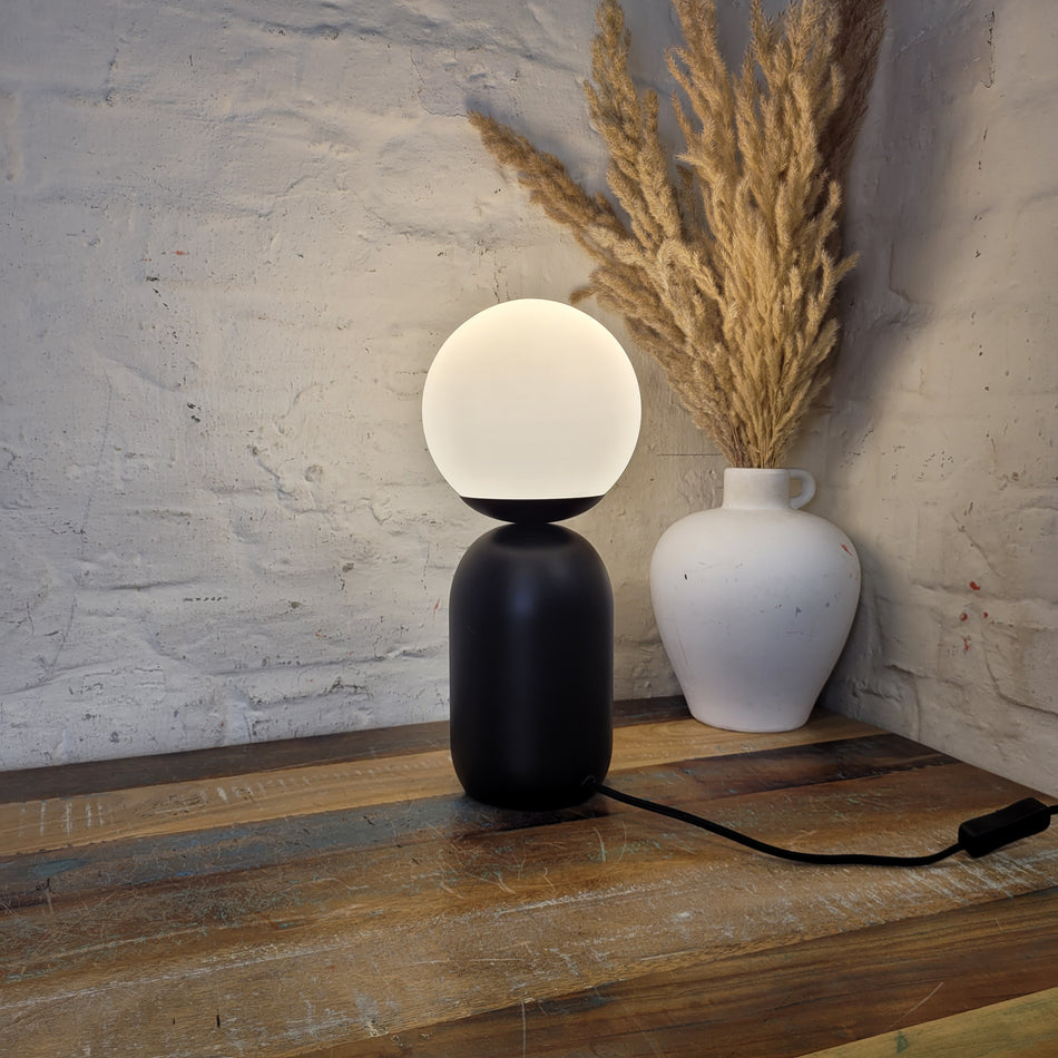 nordlux Tischlampe gebraucht schwarz Metall Glas Lampe