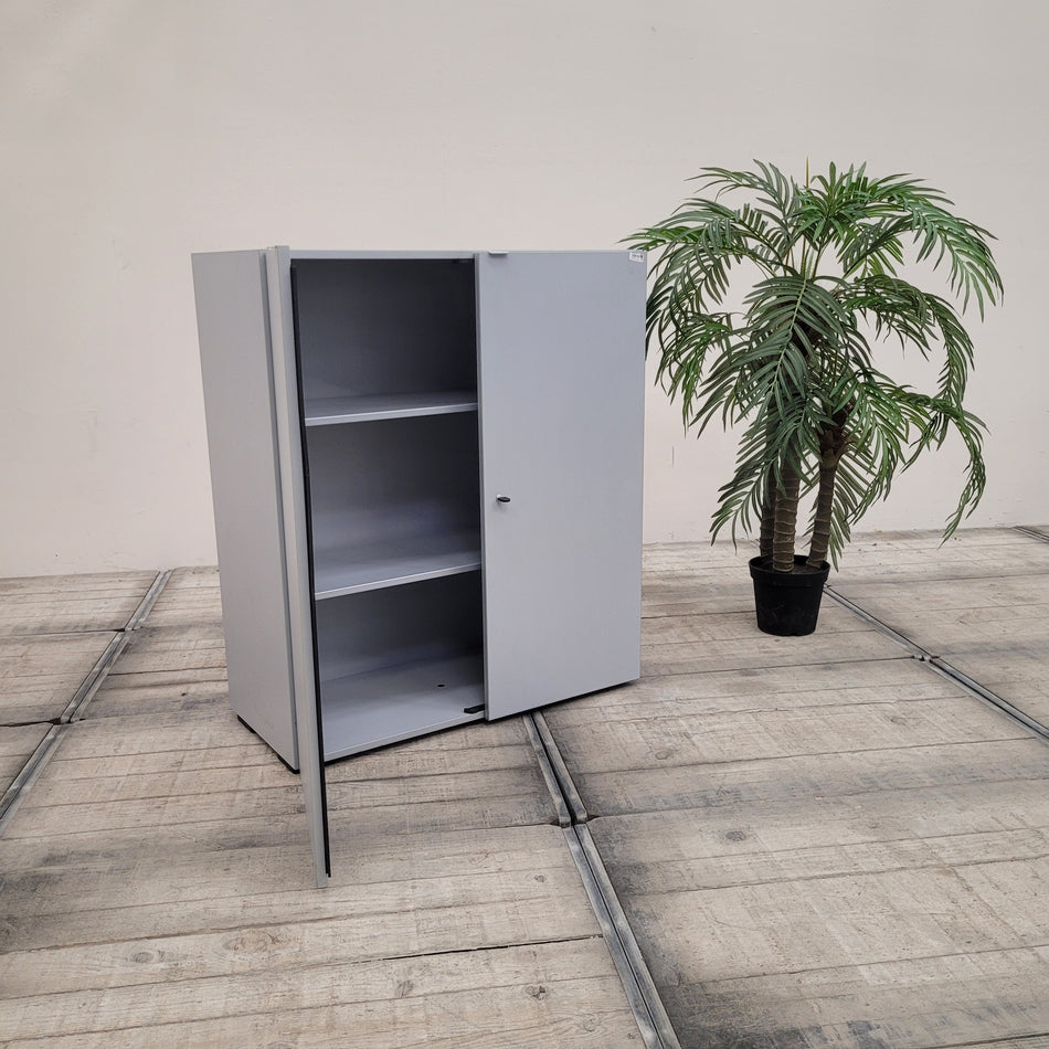 Aktenschrank Highboard 100cm Flügeltürenschrank Grau Holz Büromöbel Schrank Gebraucht