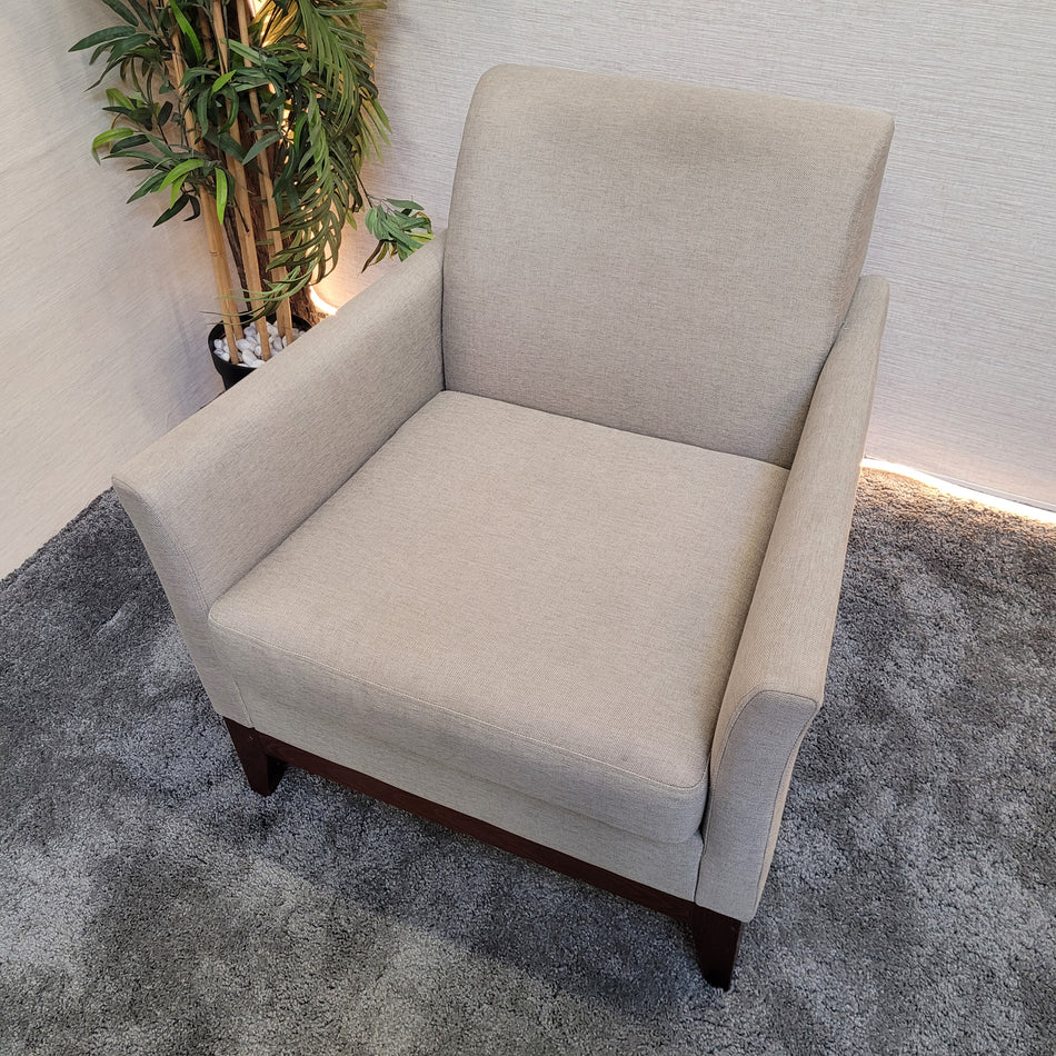 Moderner Sessel Stoff Beige Lounge Sessel mit Holzgestell bequem gebraucht