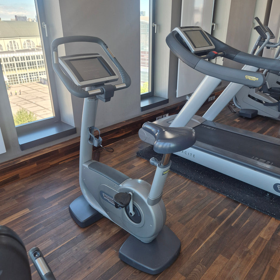 TechnoGym Ergometer Fitnessbike BIKE EXC 700I TV