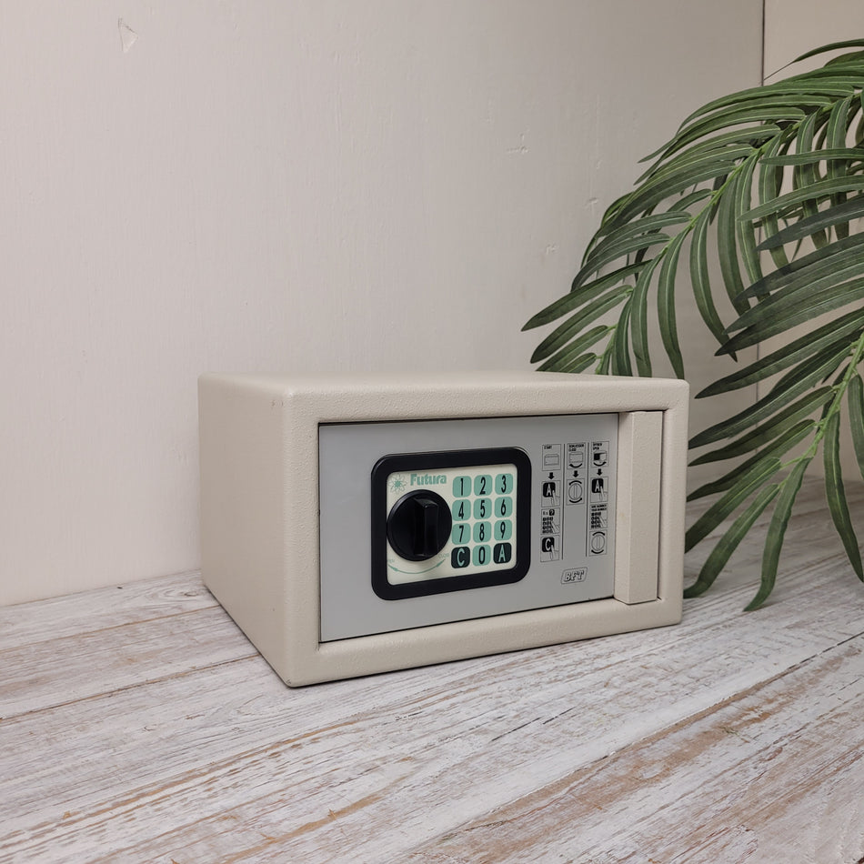 Professioneller Tresor Safe BFT mit elektronischem Schloss 5-Sterne Schlosshotel