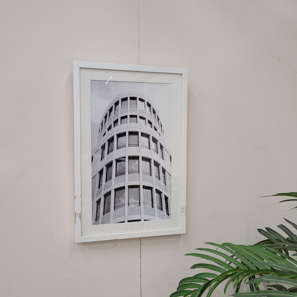 Wandbild Hochhaus Berlin Schwarz-Weiß gerahmtes Foto Deko Gebraucht