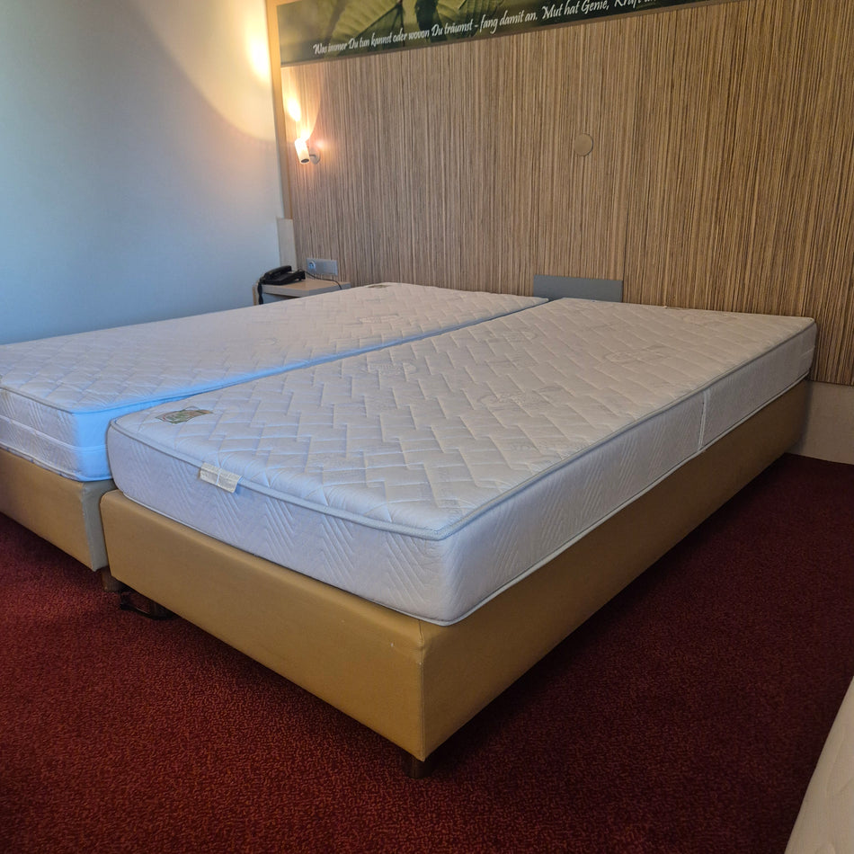 Boxspringbett mit Matratze 100x200 FBF Creme