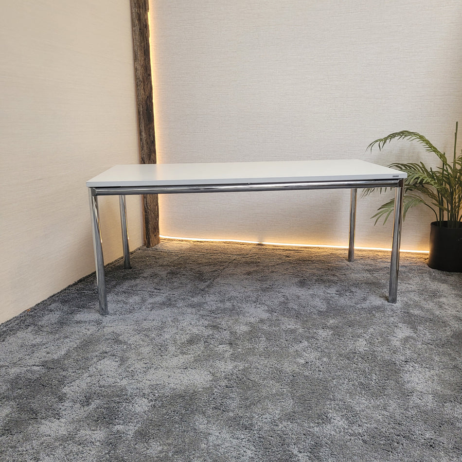 Original Bosse Schreibtisch gebraucht lichtgrau Holz Chrom 150x75 Tisch
