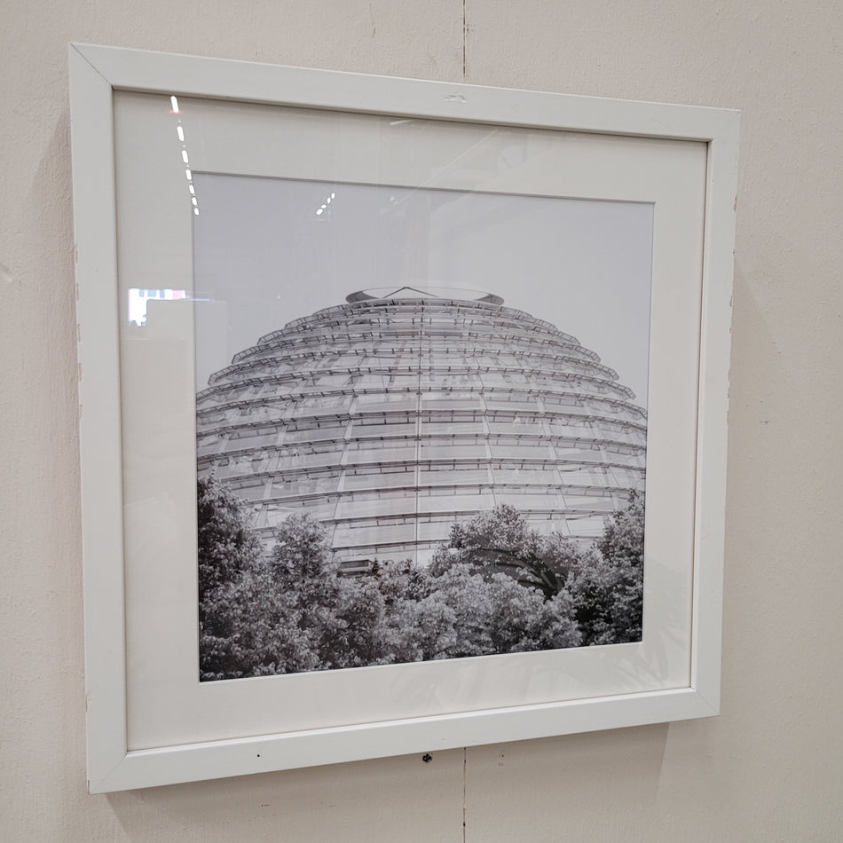 Wandbild Reichstag Kuppel Berlin Schwarz-Weiß gerahmtes Foto Deko Gebraucht