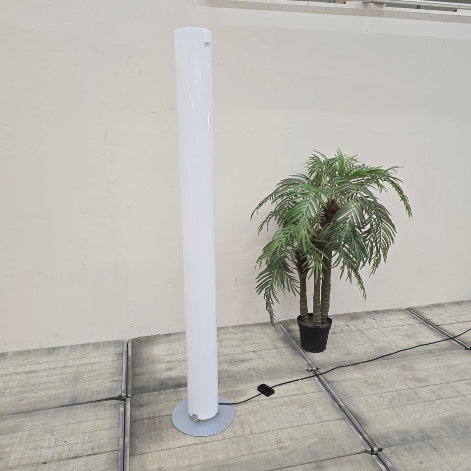 Designer Stehleuchte Bodenleuchte  Flos Stylos weiß - Atlantic Hotel Hamburg  - gebraucht