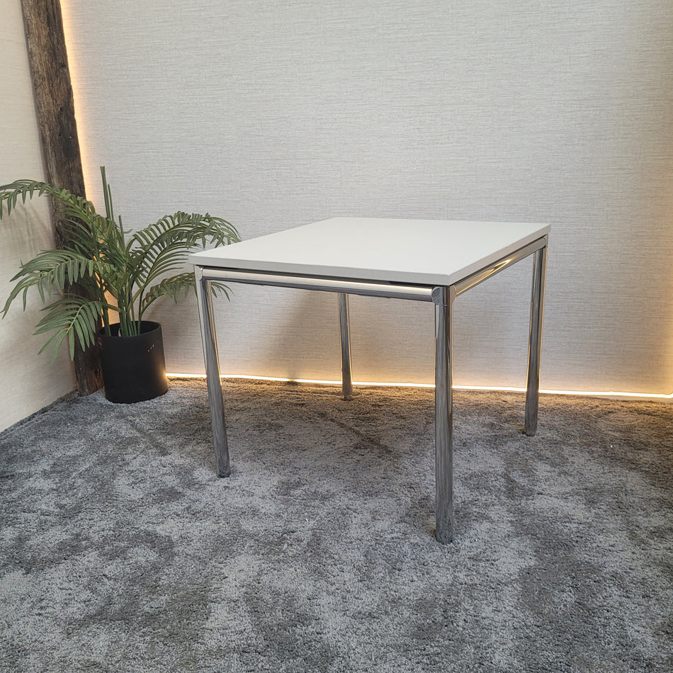 Bosse Schreibtisch weiß 75x75  Chrom Quadratisch