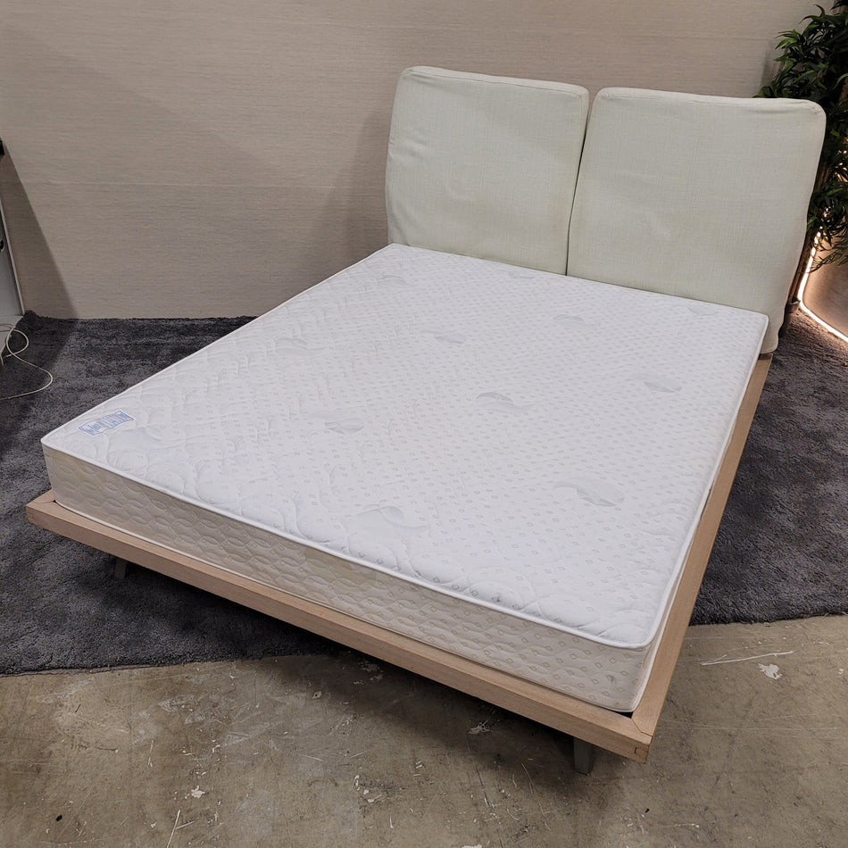 Modernes Doppelbett 160x200 cm mit Matratze & Lattenrost – helles Holz – Bett gebraucht