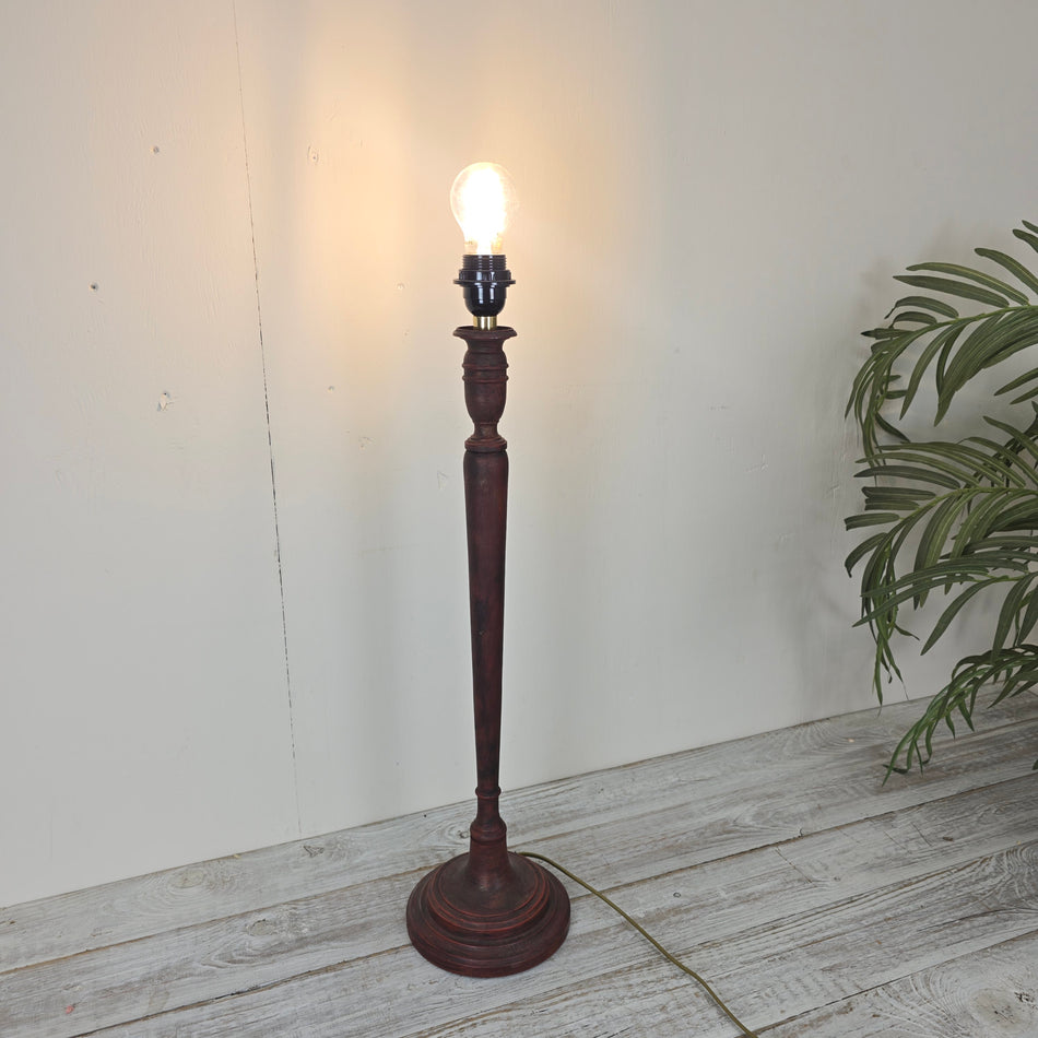 Große Tischlampe Holz Rotbraun Stilmöbel Schlosshotel Grunewald 024 Deko