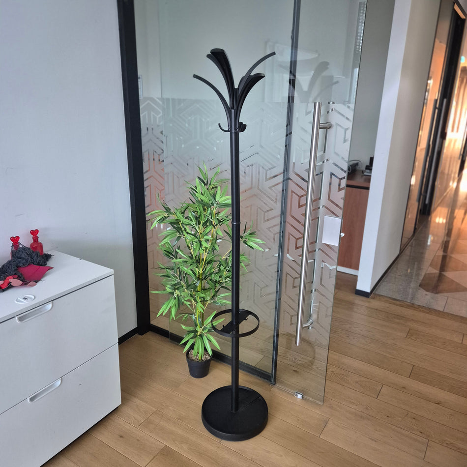 Garderobenständer schwarz von Alba – Design-Standgarderobe für Büro & Empfang, gebraucht