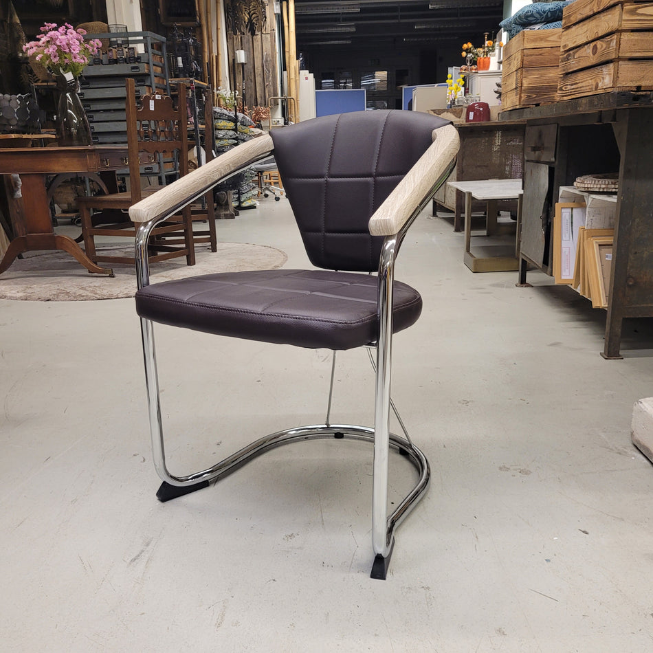 Armlehnstuhl Stuhl braun dunkel Leder Chrom Stuhl