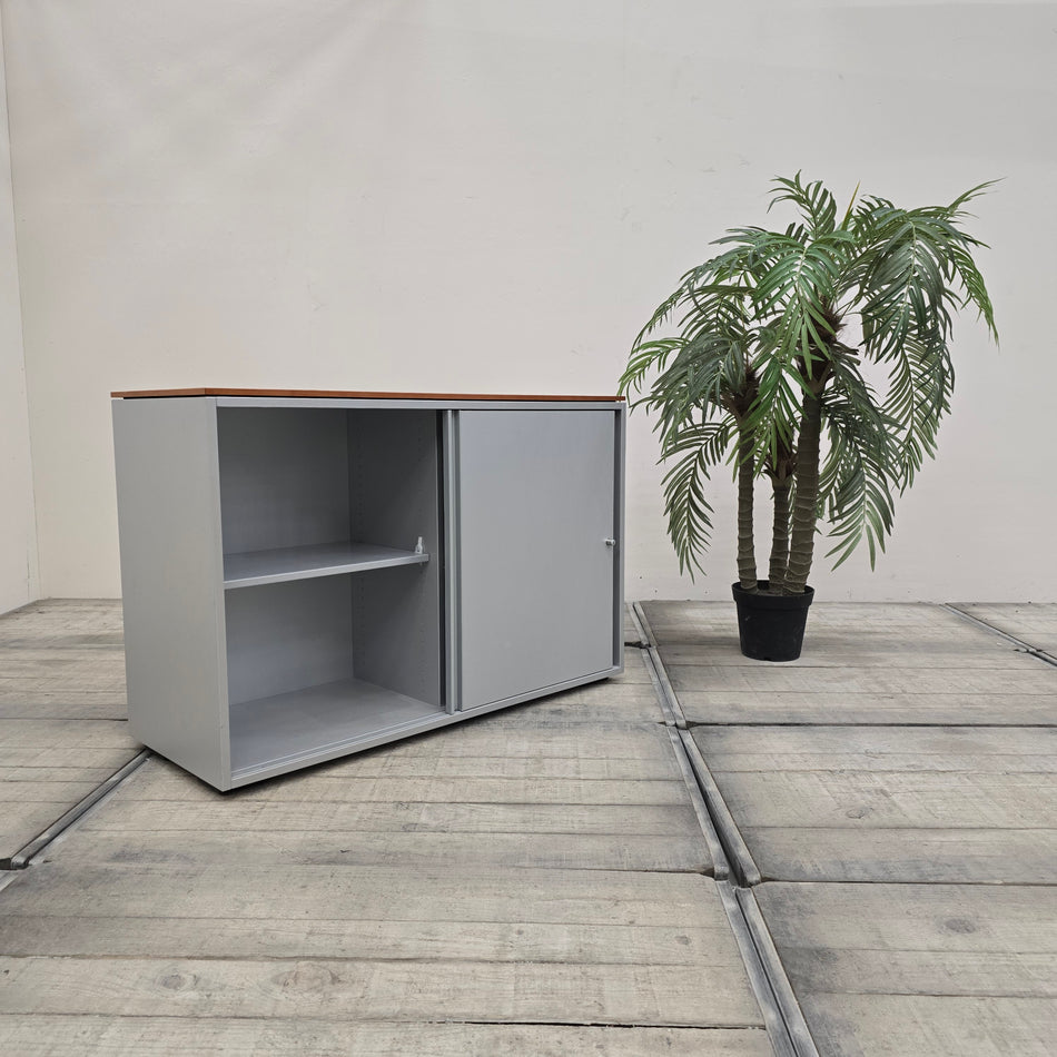 PLANMÖBEL Sideboard 120cm Schiebetüren Grau Braun Holz Büromöbel Schrank Gebraucht